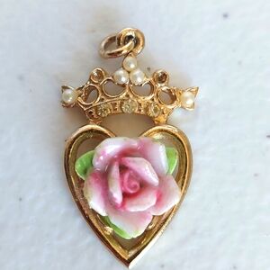 Vtg Coro Pendant Gold Toned W/Pink Enamel Rose W/Faux Pearls & Rhinestones READ